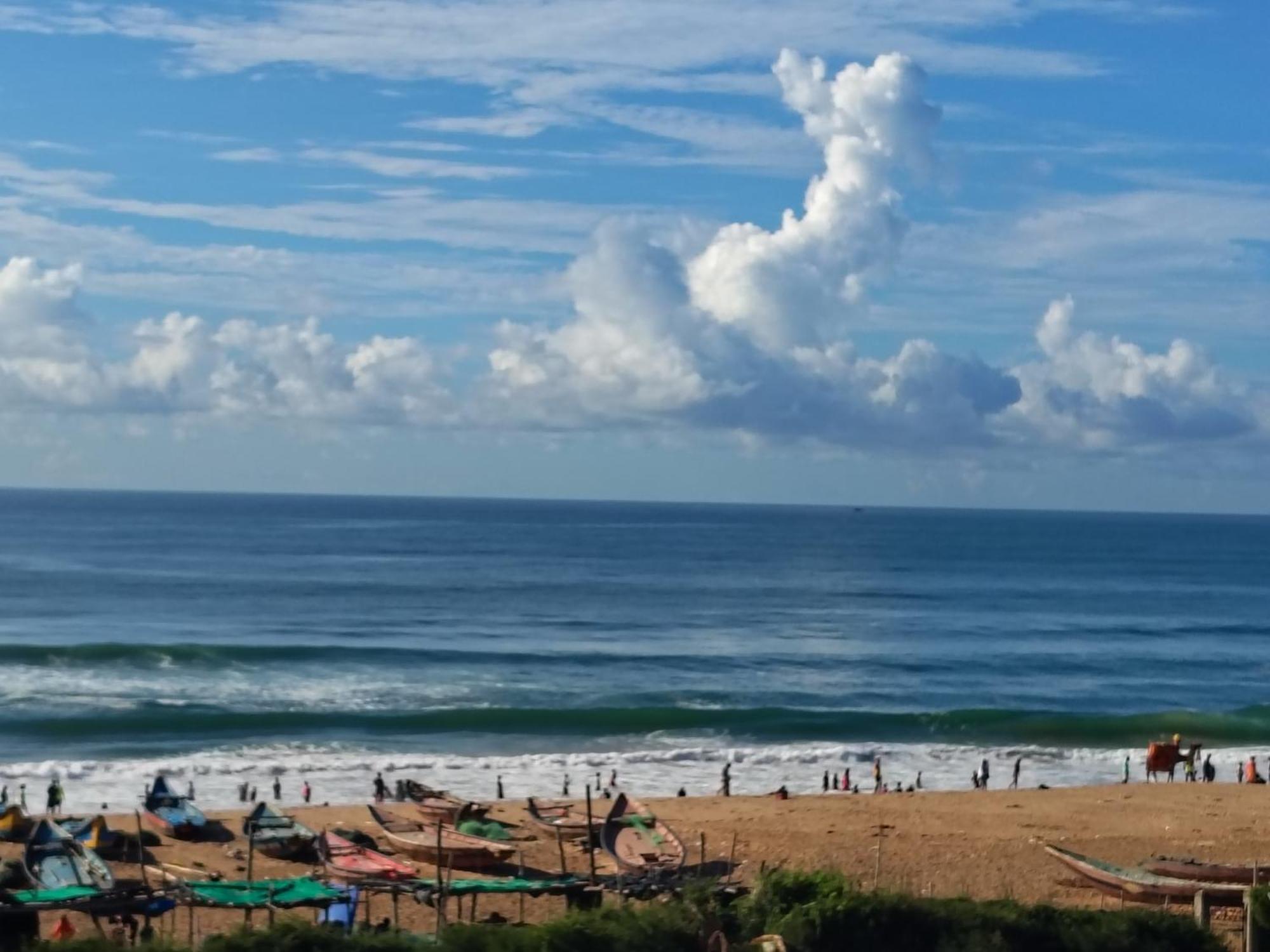 Nirman Beach Homestay Puri Ngoại thất bức ảnh