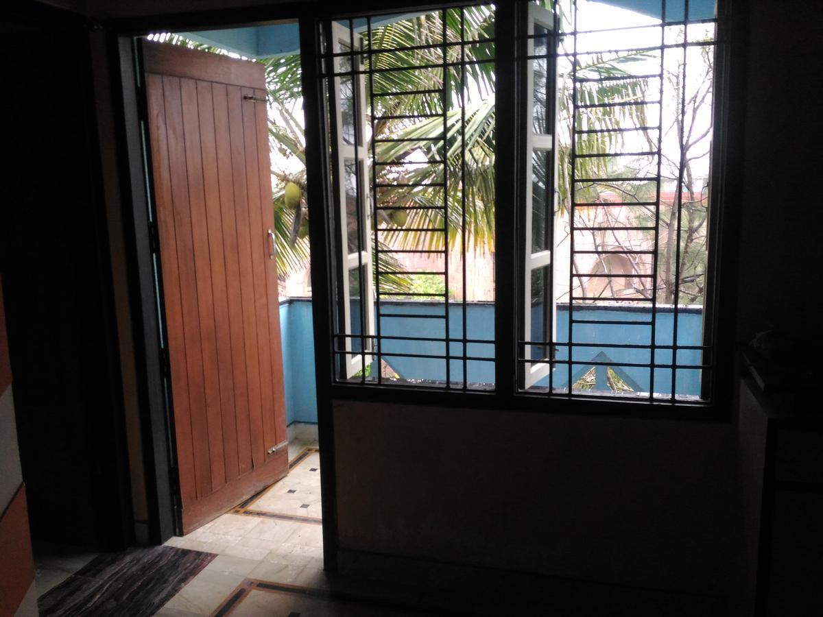 Nirman Beach Homestay Puri Ngoại thất bức ảnh