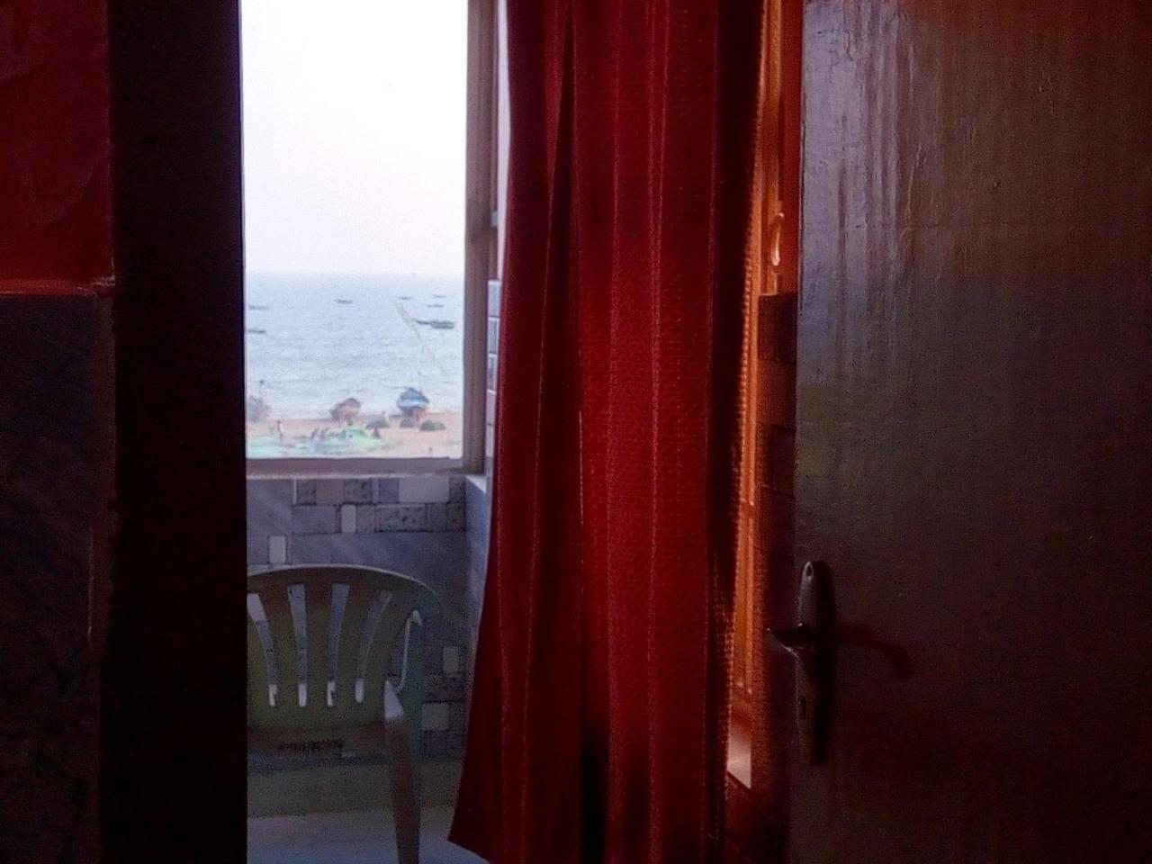 Nirman Beach Homestay Puri Ngoại thất bức ảnh