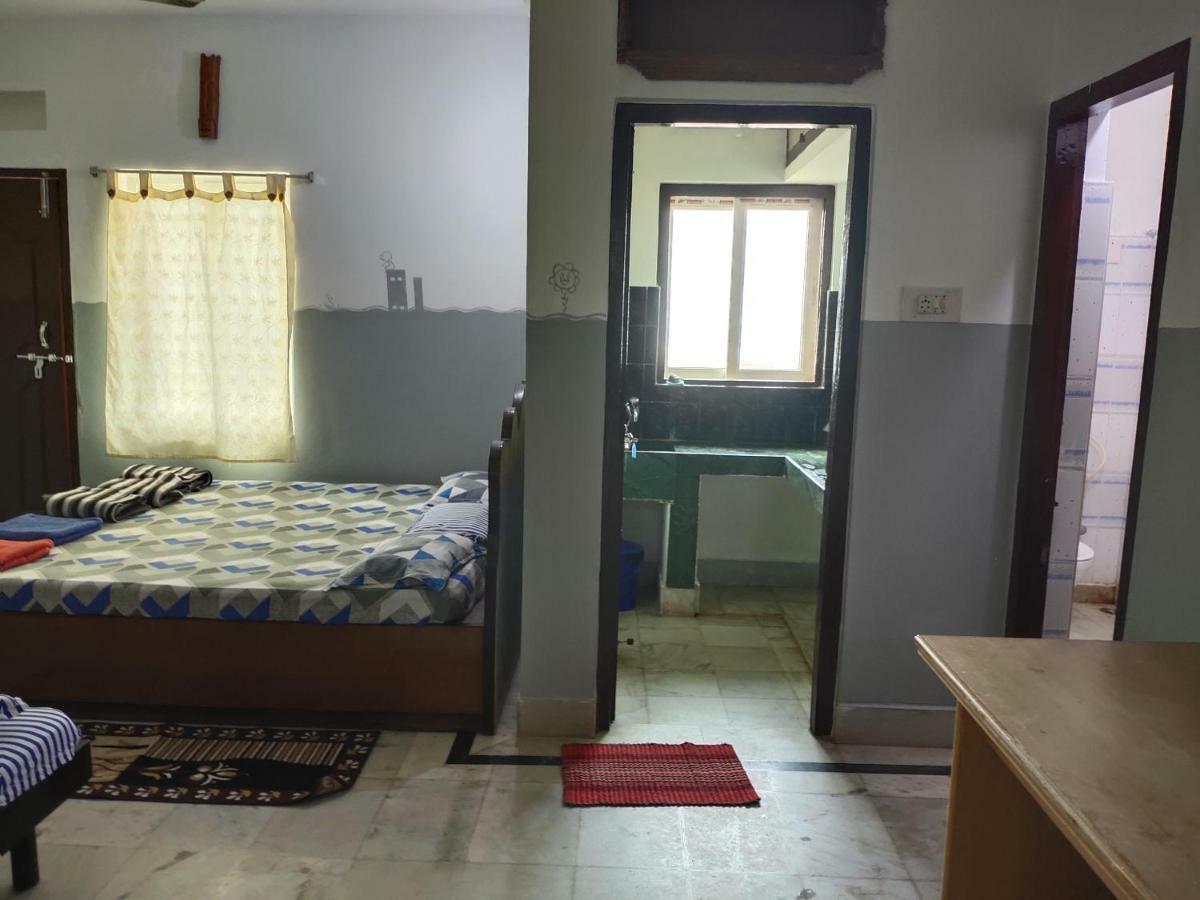 Nirman Beach Homestay Puri Ngoại thất bức ảnh