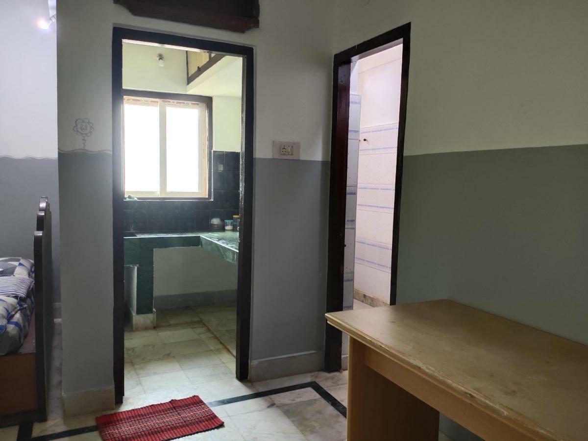Nirman Beach Homestay Puri Ngoại thất bức ảnh