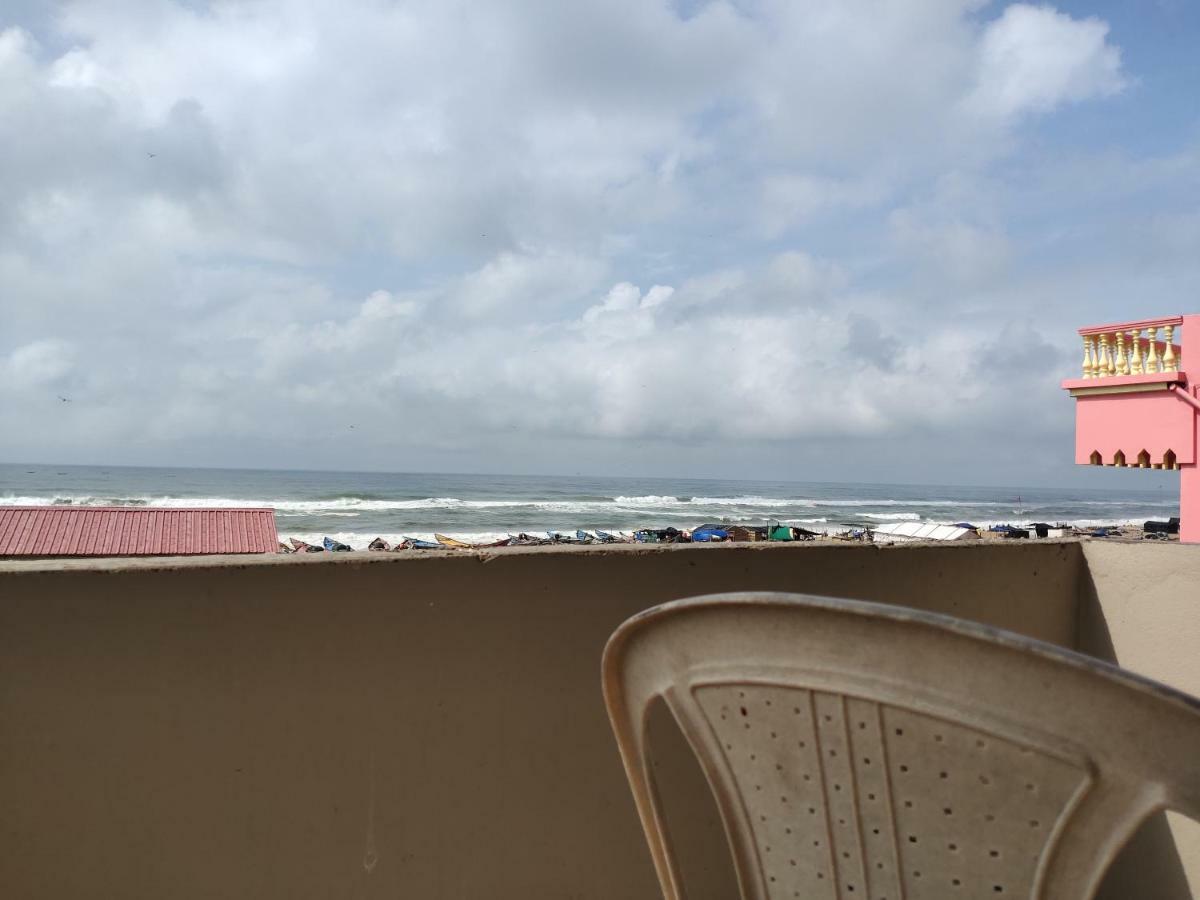 Nirman Beach Homestay Puri Ngoại thất bức ảnh